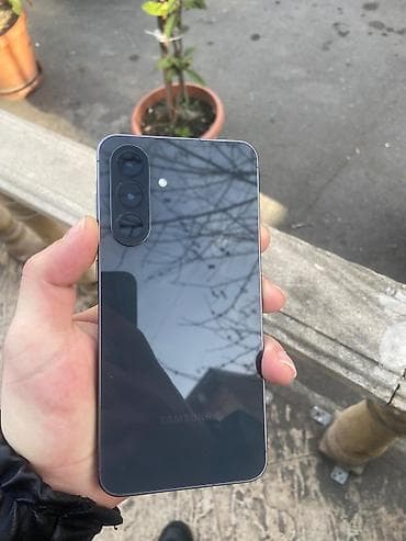 samsung tab a6 qiymeti: Samsung Galaxy S24, rəng - Qara, Simsiz şarj — 1