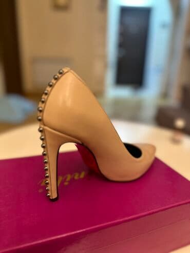 босоножки 27 размера: 37razmer ela vezıyyetde 15azn — 2