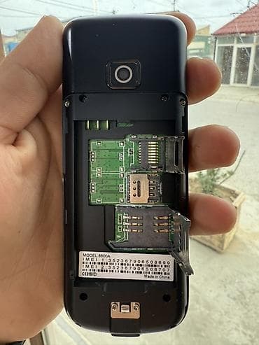 iphone 2 g: Nokia 8000 4G, 4 GB, rəng - Qara, Düyməli — 6