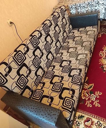puf divan: Divan, İşlənmiş, Açılan, Bazalı, Çatdırılma yoxdur — 1