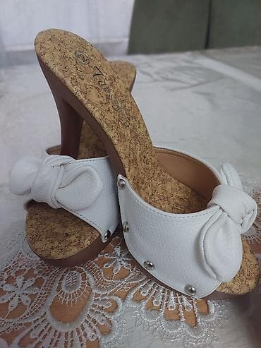 Босоножки, сандалии, шлепанцы: Сабо, Размер: 35.5, цвет - Белый, Новый — 1