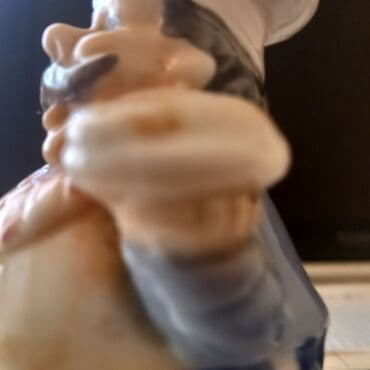 suse saxlama qablari: Farfor duz qabı satılır. - Duz qabı Quba şəhərindədir. - Şamaxinkaya — 10