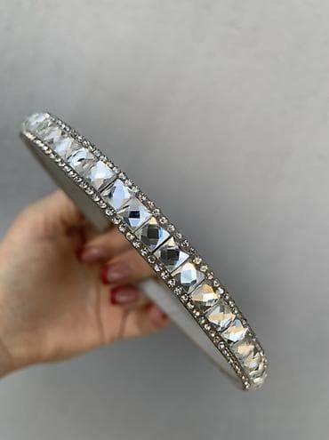 Kristal daşlarla bəzədilmiş saç çərçivəsi (taç) - Rəng: gümüşü