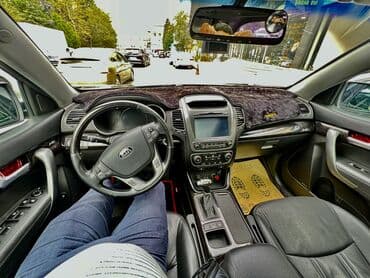 xacmazda ucuz avtomabiller: Kia Sorento şəhər və uzun məsafələr üçün rahat, geniş və funksional — 11