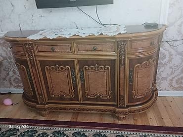 istixana satilir: Güzgülü 150 manat güzgüsüz 60 manat satılır — 2