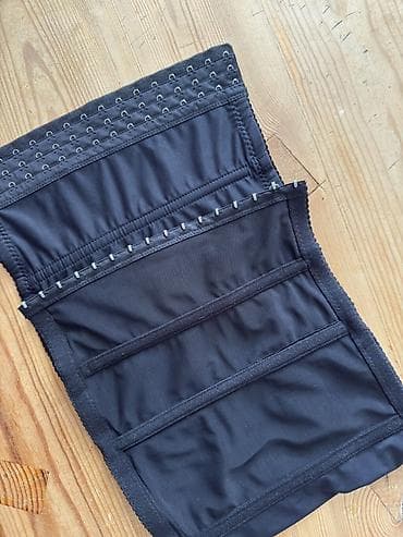 женские бюстгальтеры с плотной чашкой: Qadınlar üçün bel formalaşdıran korset (XXXL ölçü) - Rəng: qara - — 4