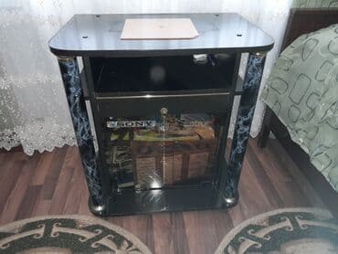 monitor üçün kronşteyn: Televizor altlığı.Əla vəziyyətdə — 2