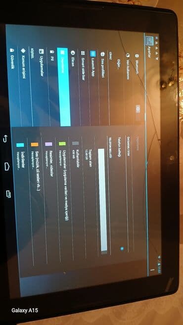 Samsung: Lenovo planşeti. Adapteri yoxdur. - Brend: Lenovo - Ekran: geniş — 2