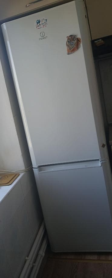 2 qapılı Indesit Soyuducu Satılır, rəng - Ağ — 3