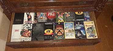 dvd aliram: VHS kaset kolleksiyası + videomaqnitofon Məhsul təsviri: - Çeşidli — 3
