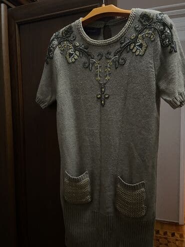 ikinci el yellencekler: Qalın tunik platya 38 razmer 1defe geyınılıb 30 azn — 2