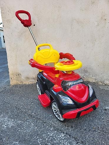 Uşaq üçün “Magic Car” ayaqla sürülən maşın - Rənglər: qırmızı-qara
