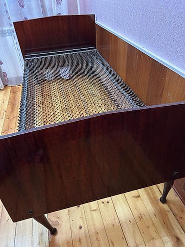 Təknəfərlik çarpayı, Bazasız, Matrassız, Siyirməsiz