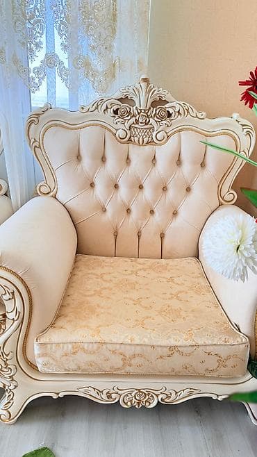 bar stolu: Qonaq otağı üçün, İşlənmiş, Dördbucaq masa, 8 stul — 9