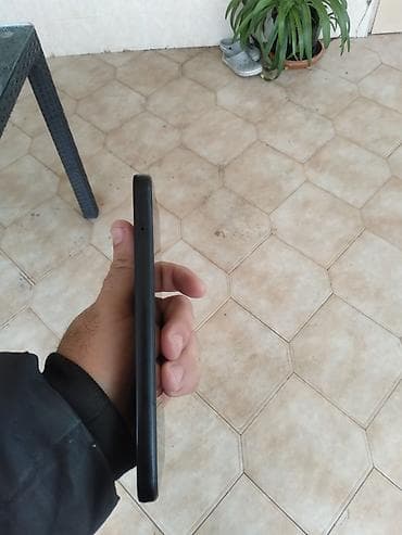 oyun telefonu: Samsung Galaxy A13, rəng - Qara, Barmaq izi — 4