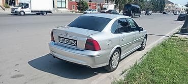 opel 1 3: Opel Vectra: 1.8 l | 1999 il 327512 km Sedan — 6