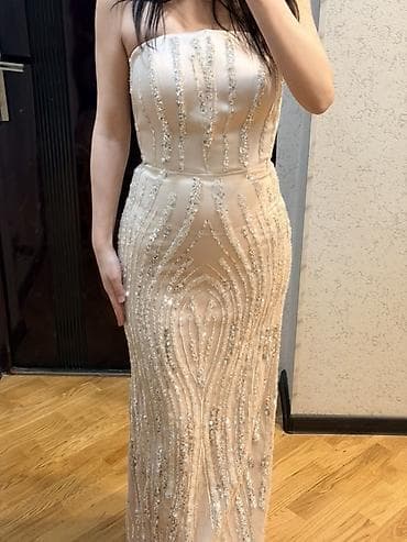 Libas tikdirilib 1dəfə geyinilib içərisi çaşkalıdır korset modeldir