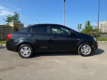 masin sayitlari: Chevrolet Aveo: 1.4 l | 2015 il Sedan — 8