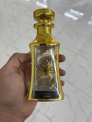 today parfüm original: Qızılı rəngdə Ətir qablari 1Qab 1 manatdi real isdeyen şexsler elage — 1