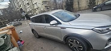 (gümüş rəng) krossover/SUV Xüsusiyyətlər: 40 ayi qalib 800 manatdan