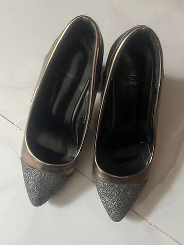 LaStoria qadın dikdaban tufli - Model: klassik sivri burunlu pump - — 1