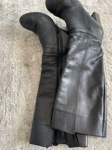 Ölçü: 38.5, rəng - Qara, İşlənmiş lalafo.az -da Ölçü: 38.5, rəng - Qara, İşlənmiş