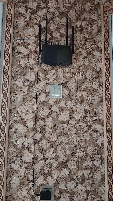 qaradağ rayonu: Mənzilin təsviri: - Geniş yataq otağı: iri ikinəfərlik çarpayı — 3