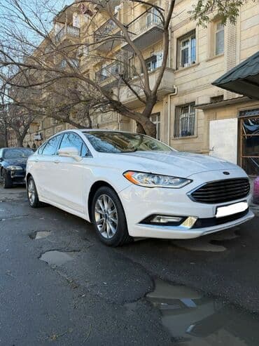 Ford: Ford Fusion (Mondeo) sedan – ağ rəng, 4 qapı, önqapalı radiator — 5