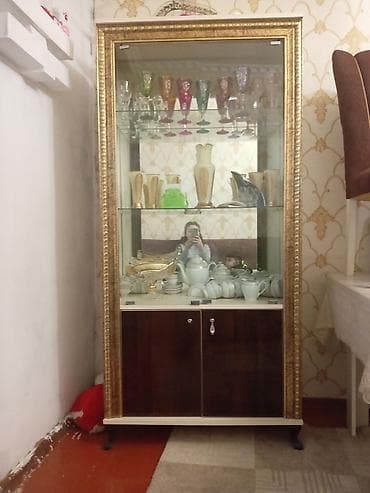 Şüşəli dolab vitrini, İşlənmiş, Ünvandan götürmə — 2