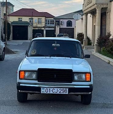 VAZ (LADA) 2107: 1.6 l | 2005 il 90 km Sedan