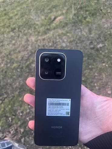 iphone 16 sadə: Honor rəng - Qara, İki sim kartlı — 1