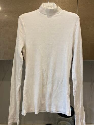 женские футболки и майки в полоску: Qadın geyimləri 3 azn her biri 1) Açıq boz rəngli qısaqol bluz: - — 5