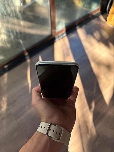 iphone 17 yigilma: IPhone 11, Ağ, Simsiz şarj — 4