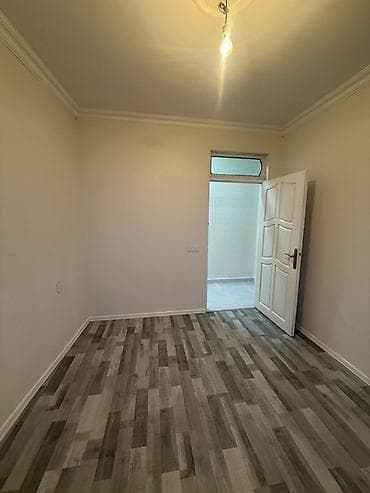 ecemide satilan evler kohne tikili: Bakı, 20-ci sahə, 3 otaqlı, Köhnə tikili, m. Elmlər Akademiyası, 85 kv. m — 7