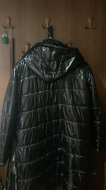 Личные вещи: Qara, parlaq fakturalı qadın paltosu (uzun puff jacket) - Rəng: qara — 2