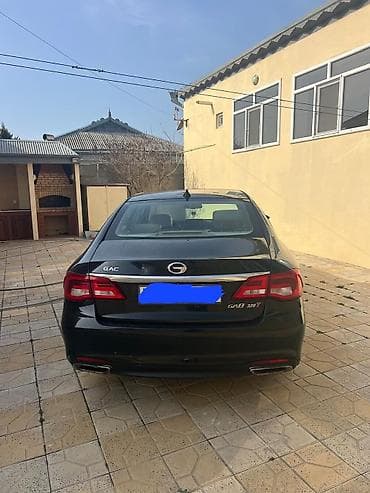 GAC GA8 320T sedan - Kuzov: qara rəng, 4 qapılı biznes-seqment sedan