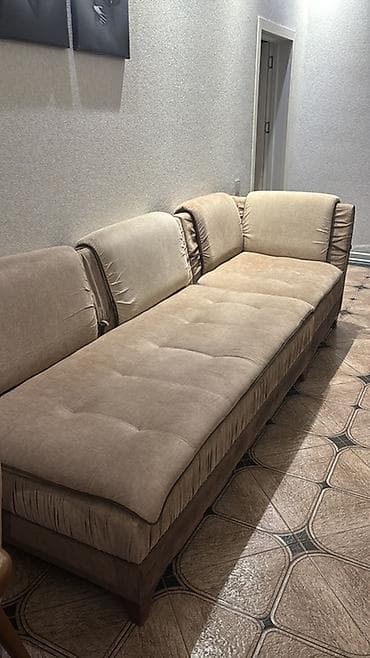 komputer stullari: Künc divan, Divan — 1