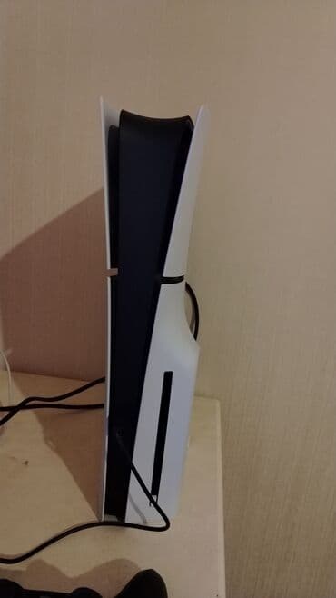 playstaion: PlayStation 5 (Disk versiyası) + DualSense idarəetmə pultu + EA Sports — 4