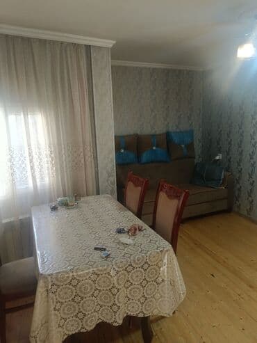 upd qesebesinde kiraye evler: УПД 3 комнаты, 62 м², Средний ремонт — 6