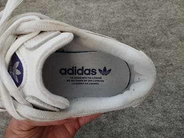 Tam Original Adidas 39 olcu.ideal veziyetdedir.hec bir defekt cirig — 2