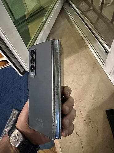 huawei p smart 2019 ekran: Samsung Galaxy Z Fold 4, rəng - Boz, Simsiz şarj — 3