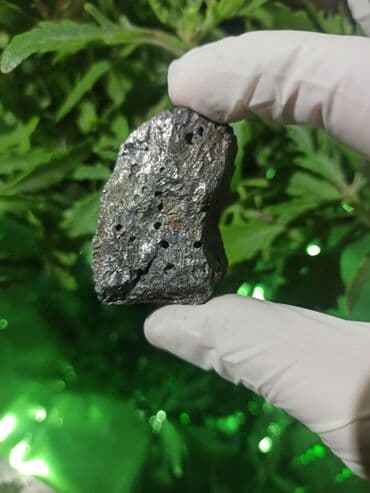 Toy paltarları və aksesuarları: "Kolleksiyaçılar üçün möhtəşəm Metalik Daşlar" ✨ 💎 Qiymətlə bağlı — 3