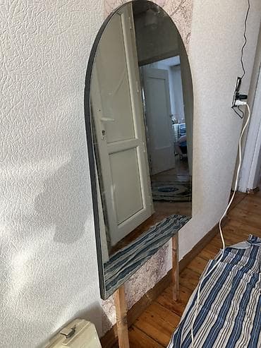 Bitkilər üçün dibçəklər: Güzgü Divar üçün, Çərçivə ilə — 3