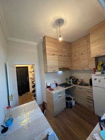 mingecevirde 1 otaqli evlerin qiymeti: 1 otaqlı, Yeni tikili, m. İnşaatçılar, 40 kv. m — 4