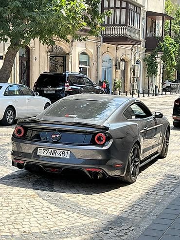 bmw e39 kuza: Ford Mustang: 2.4 l | 2015 il Sedan — 6