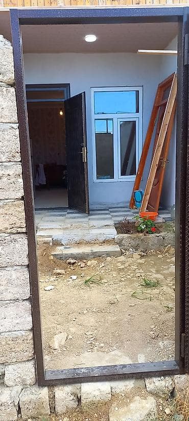 Куплю дом: Satılır: həyət evi (3otaq) - Giriş qapısı: qara rəngli bərk metal — 6