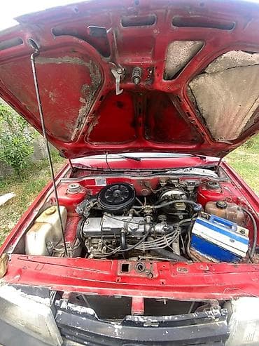 ravon r4 lizing: VAZ (LADA) 21099: 1.5 l | 1994 il 300000 km Sedan — 4