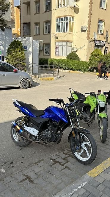 17 lik şam disk: Məhsul: Şəhər tipli naked motosiklet Xüsusiyyətlər: - Rəng: parlaq — 4