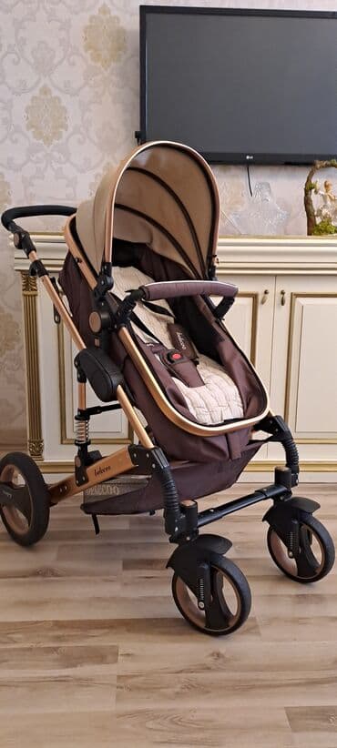 купить детскую коляску бу: Классическая прогулочная коляска, Б/у, Пол: Мальчик, Возраст: 30 месяцев, Самовывоз — 2