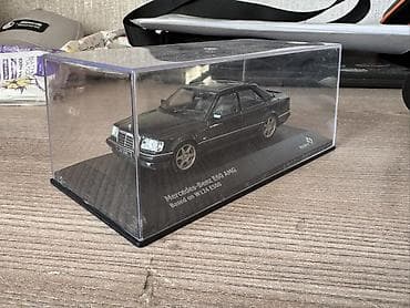 cd disk: Solido Mercedes‑Benz E60 AMG (W124 E500 bazasında) die‑cast maketi - — 5
